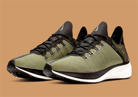 olive green men's tennis shoes.